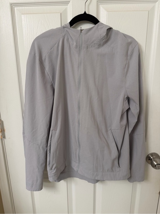 Uniqlo Other - Uniqlo Light Gray Hooded Men's Jacket